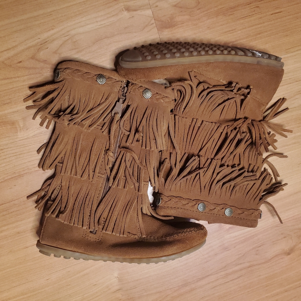 MINNETONKA KIDS BOOTS - Picture 3 of 8